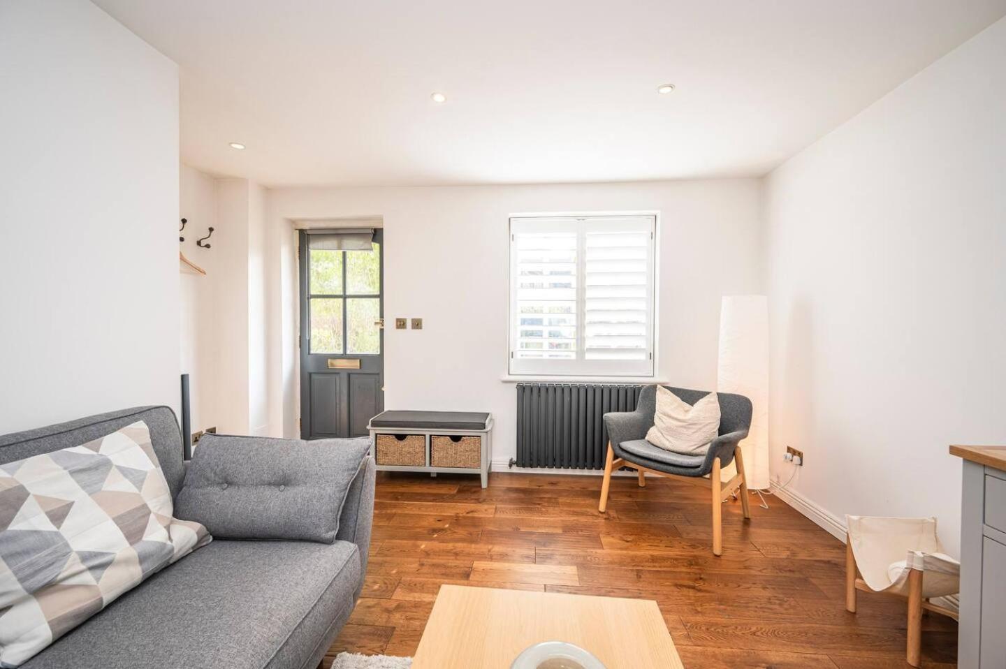 Greenwich House 10 Mins To O2 - Free Parking Pass The Keys Semesterbostad *