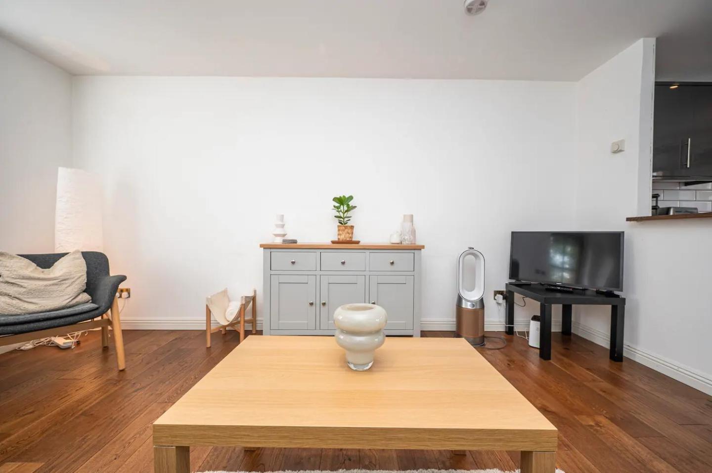 Greenwich House 10 Mins To O2 - Free Parking Pass The Keys