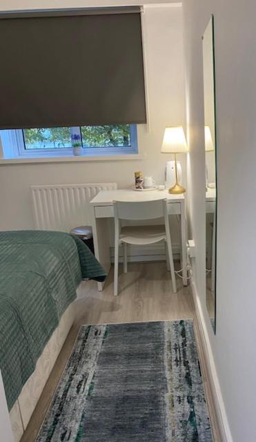 Private In Sidmouth Street, Kings Cross * Londen