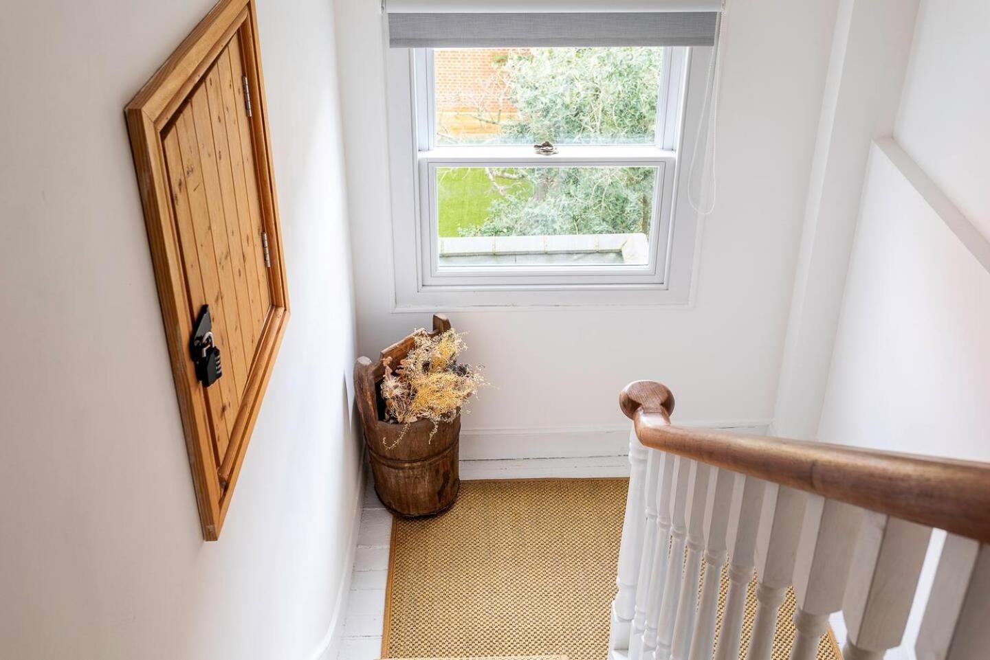 Feriehus Pass The Keys Spacious Camberwell House 30min Bus