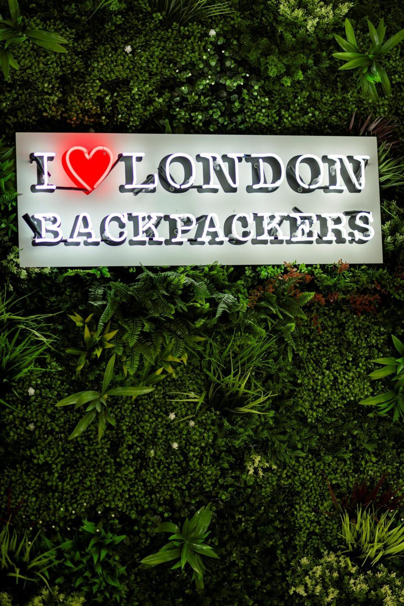 Hostel Backpackers Youth *