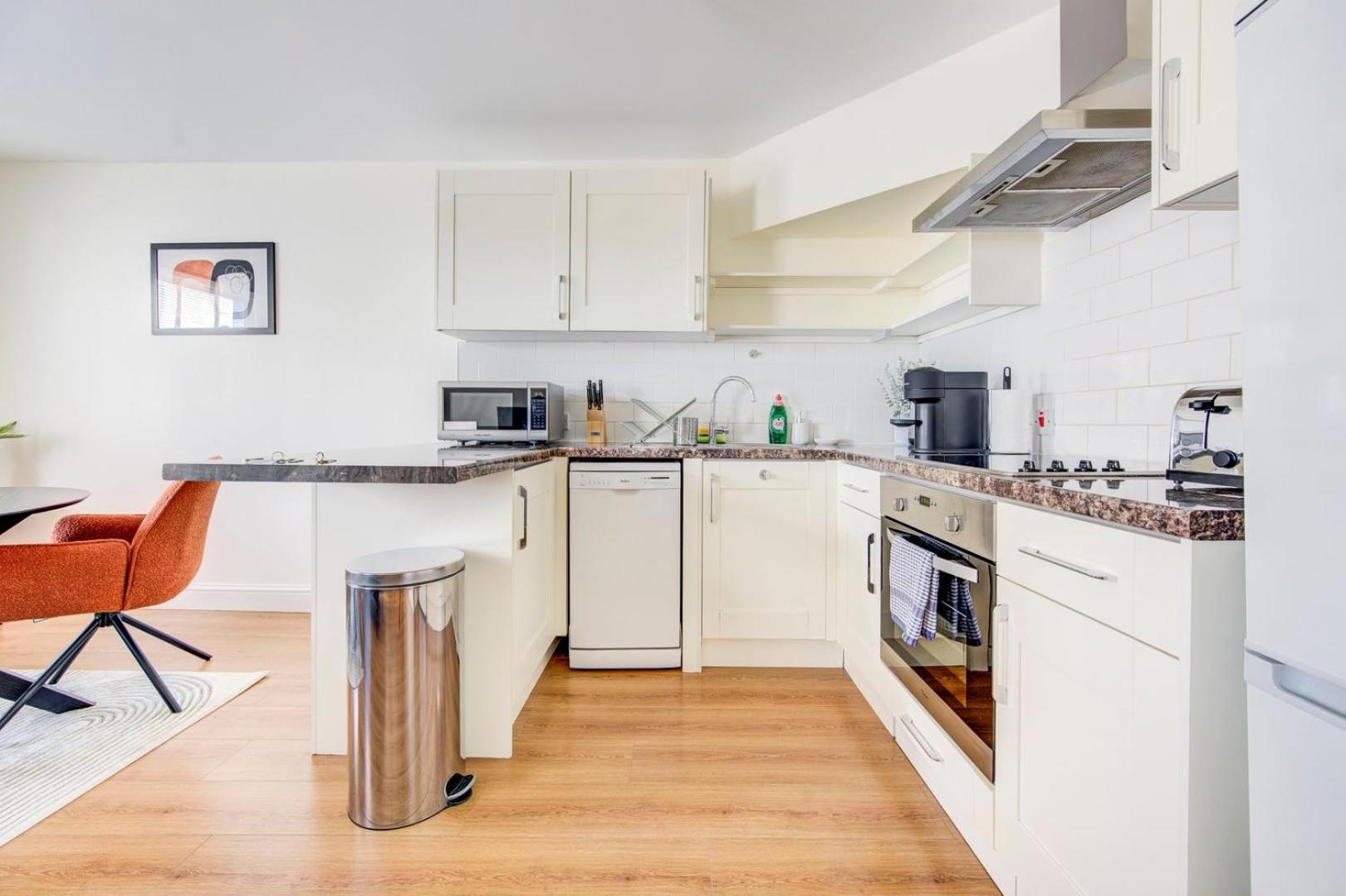 Guestready - Sleek Serenity In Hammersmith Lägenhet