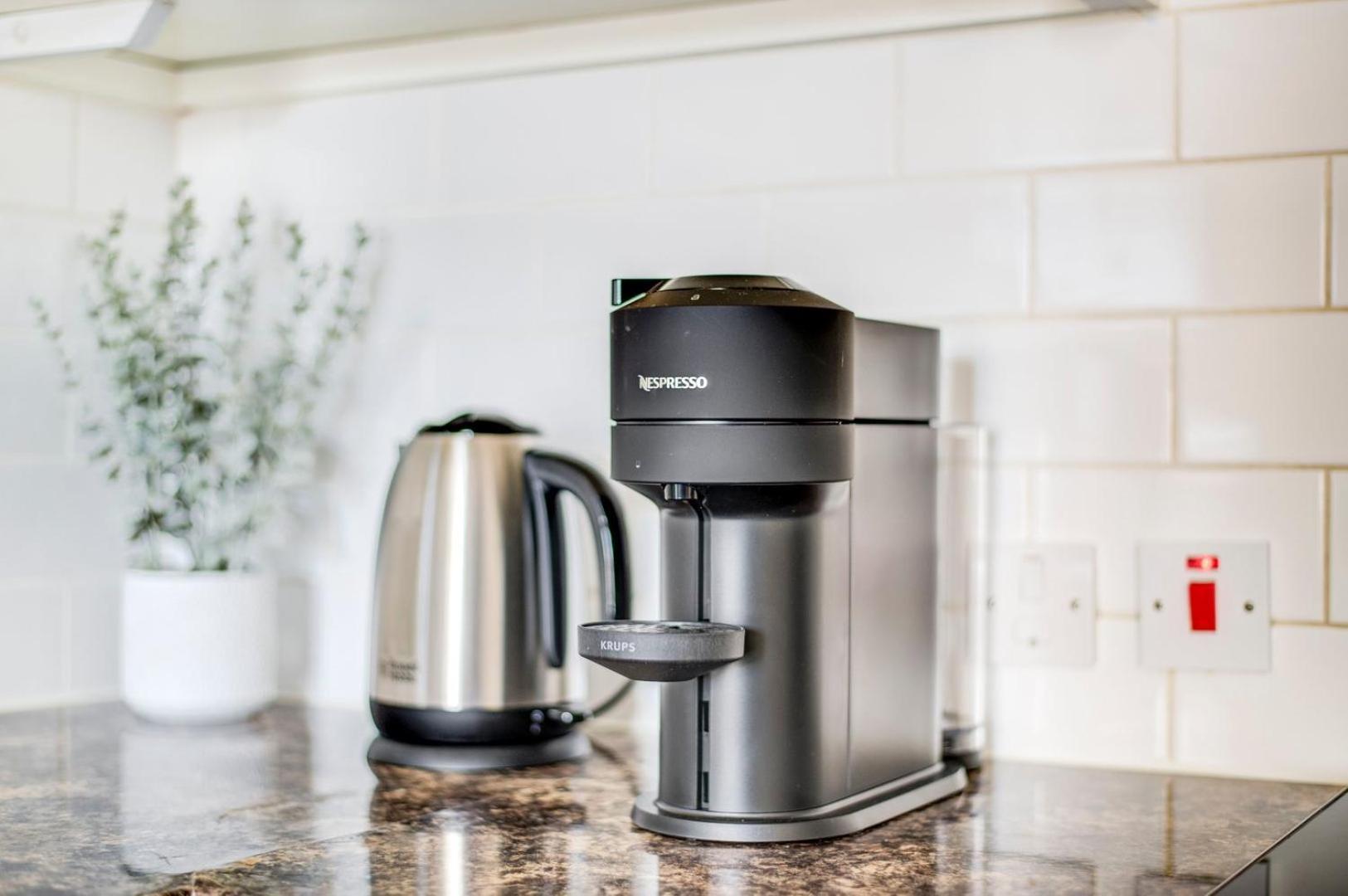 Guestready - Sleek Serenity In Hammersmith Lägenhet London