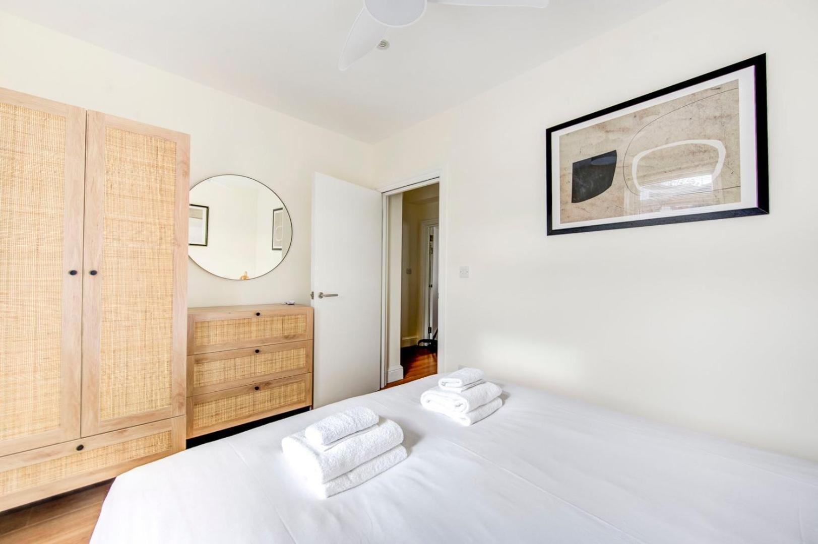 Lägenhet Guestready - Sleek Serenity In Hammersmith London