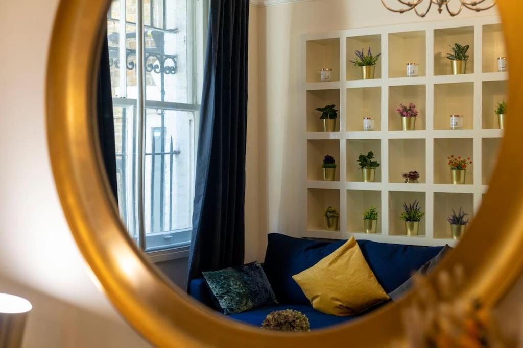 Apartment 2bed 2bath Earls Court *