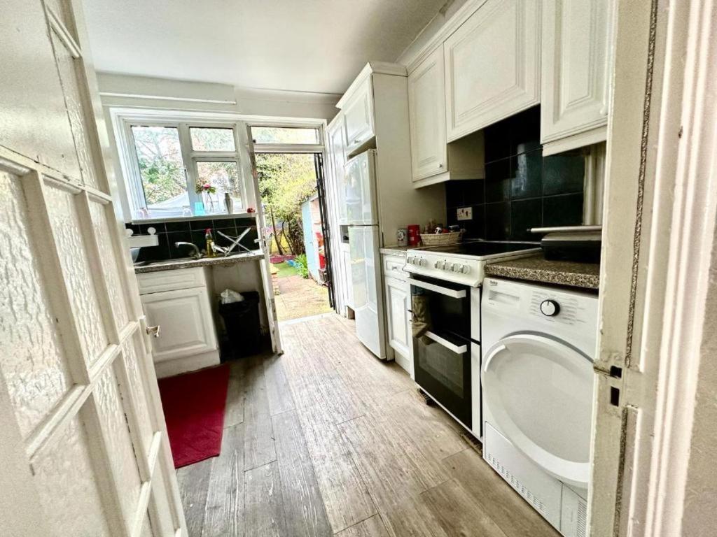 Gjestgiverier Whitechapel Lindley House R2 *