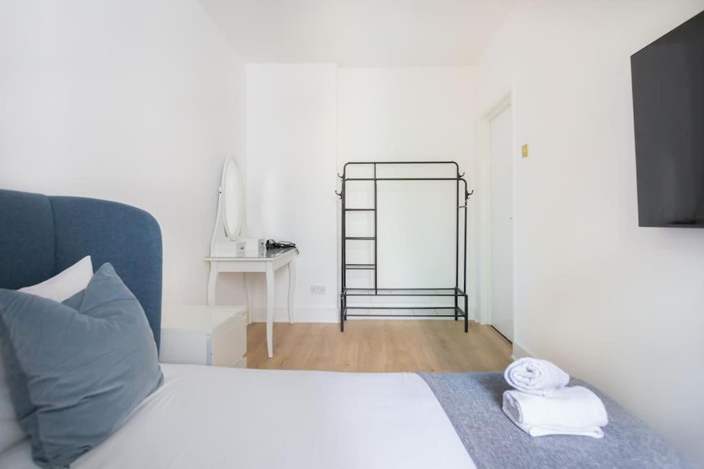 Two Bedroom In Dalston * Londen