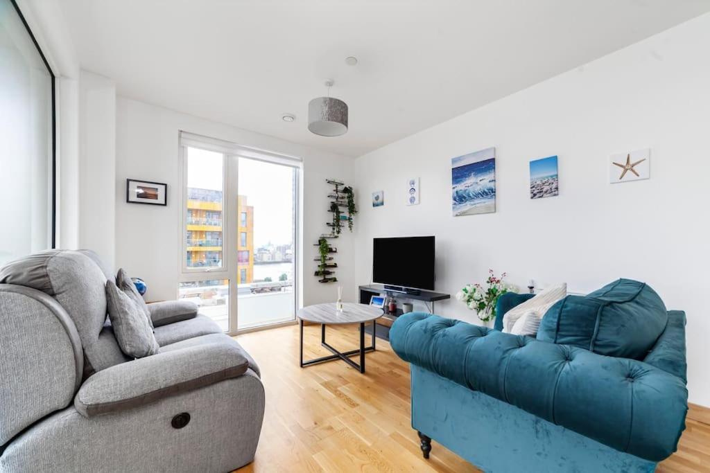 Modern 1-bed With Panoramic View In Appartamento