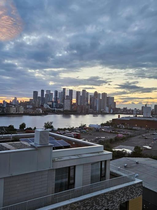 Appartamento Modern 1-bed With Panoramic View In Londra