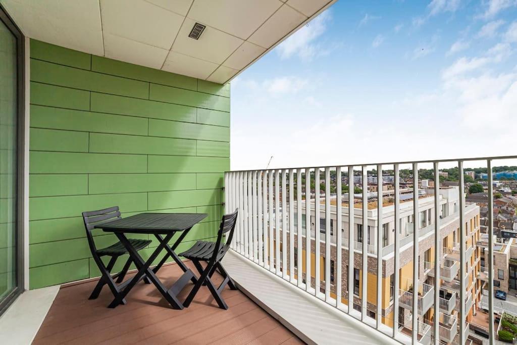 Modern 1-bed With Panoramic View In Appartamento *