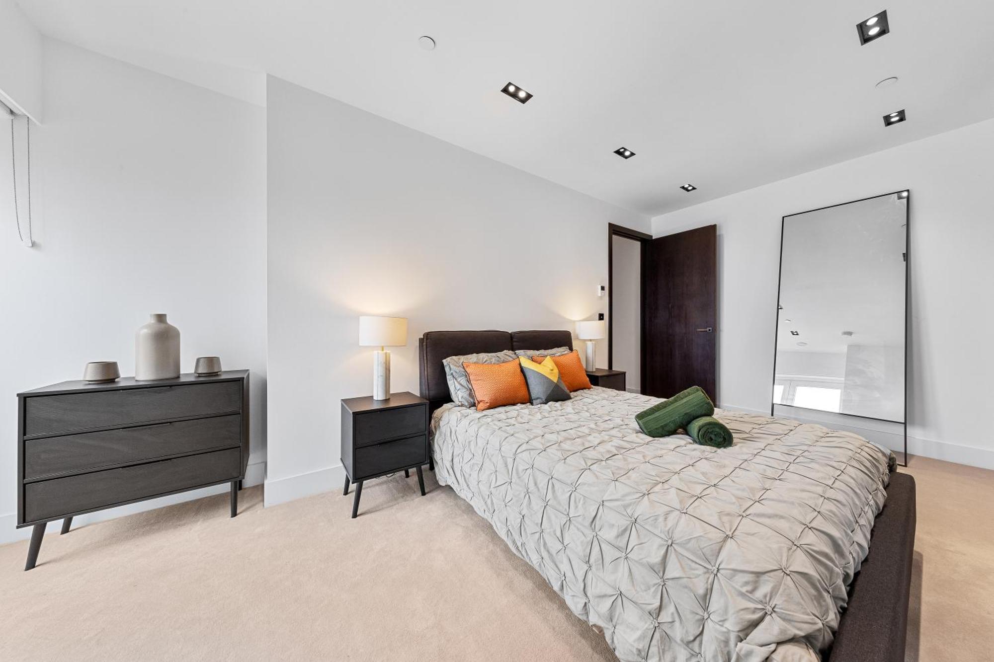 Heart Of Panoramic View 2 Bedroom Designer Luxury - Pool And Gym Access Londres