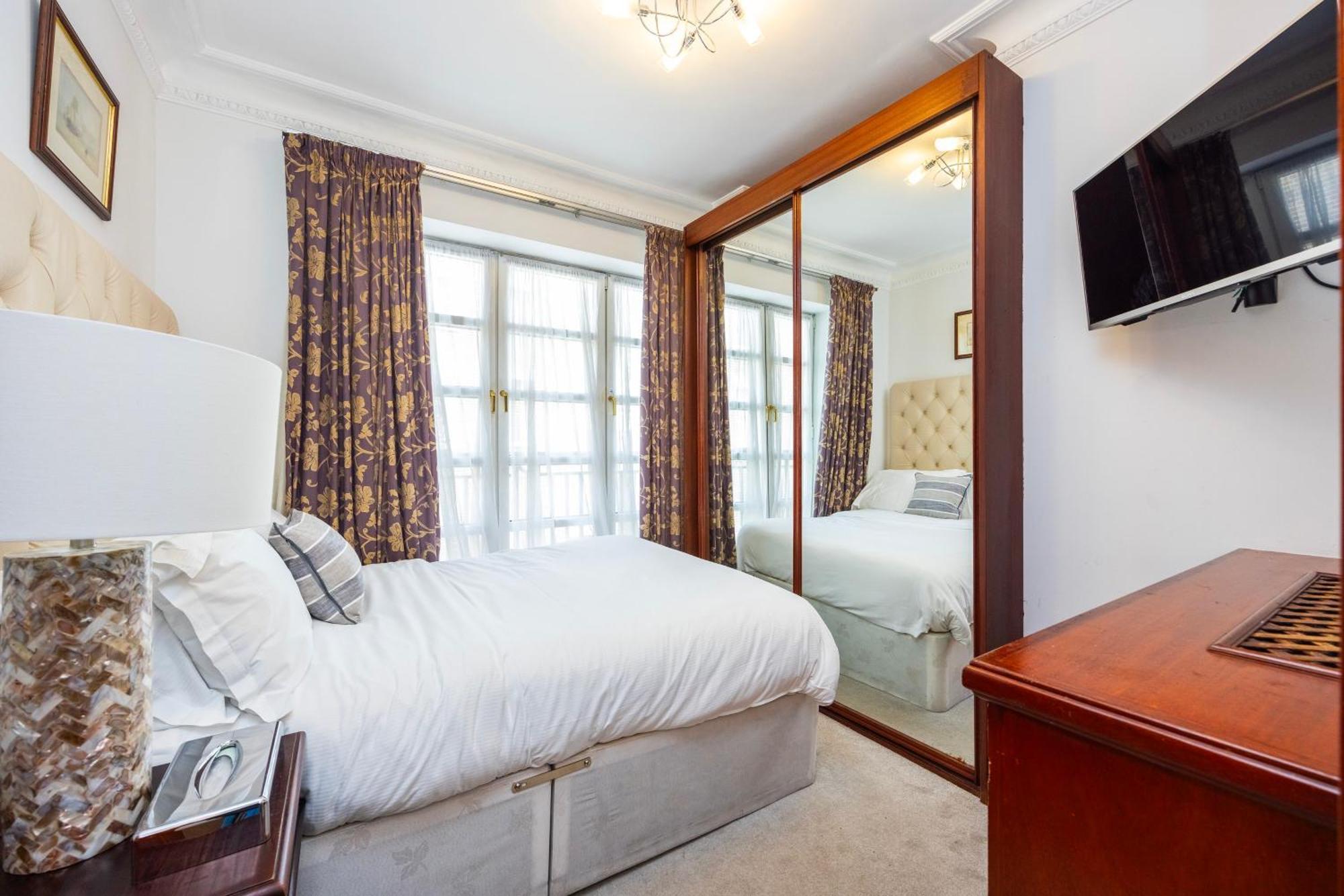 Carlton Court - Mayfair 5*