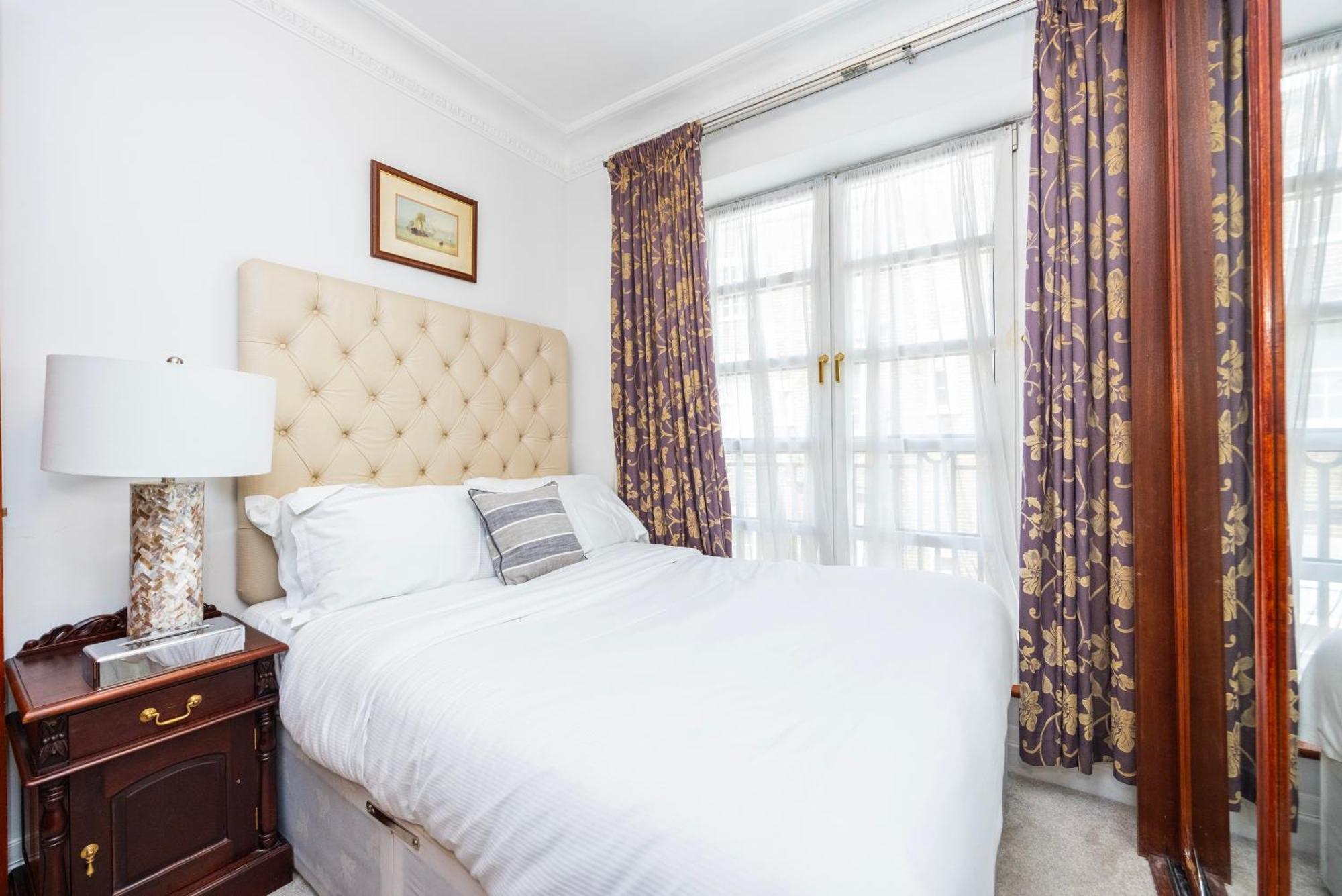 Carlton Court - Mayfair