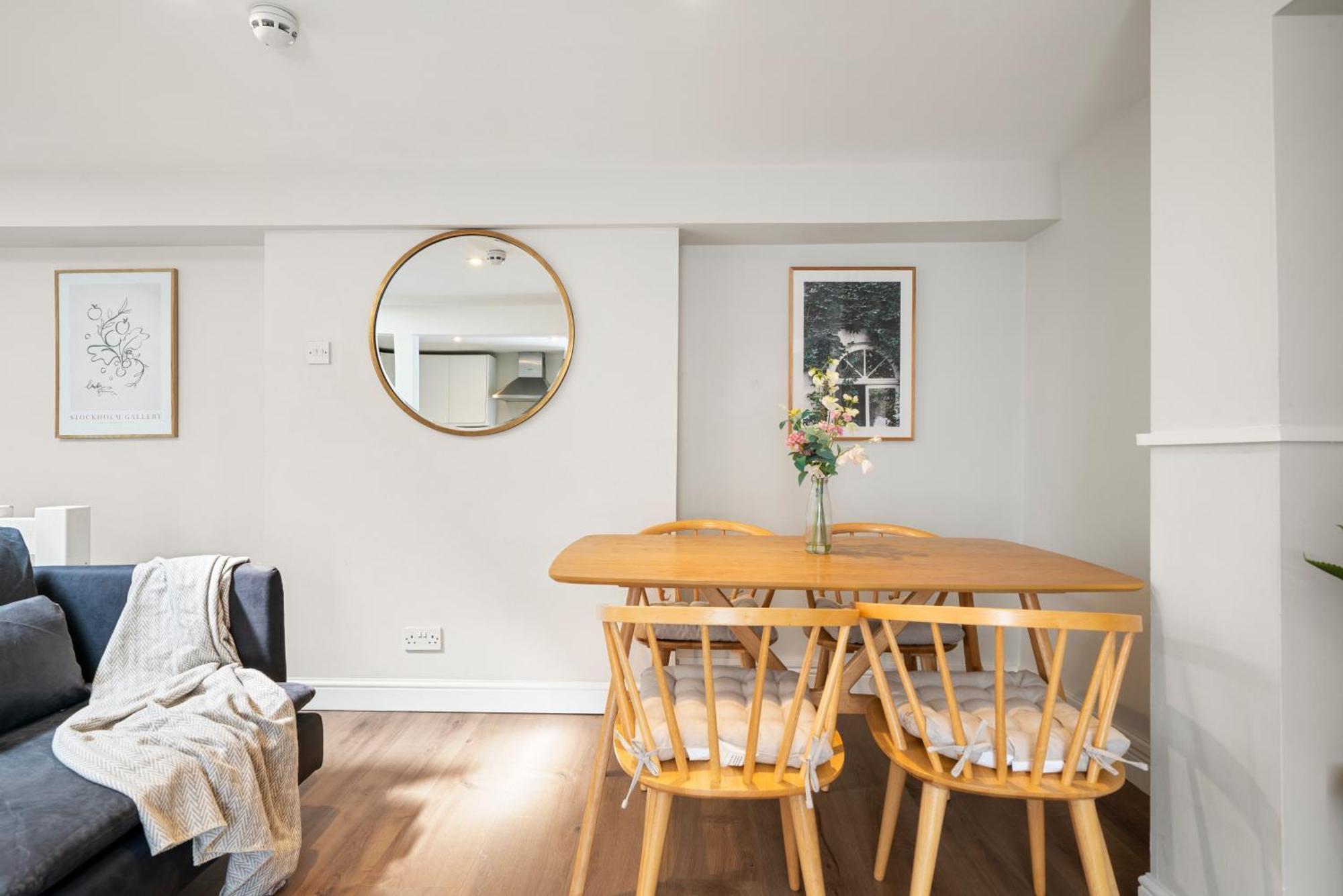 Comfortable In Shoreditch High Street Apartment