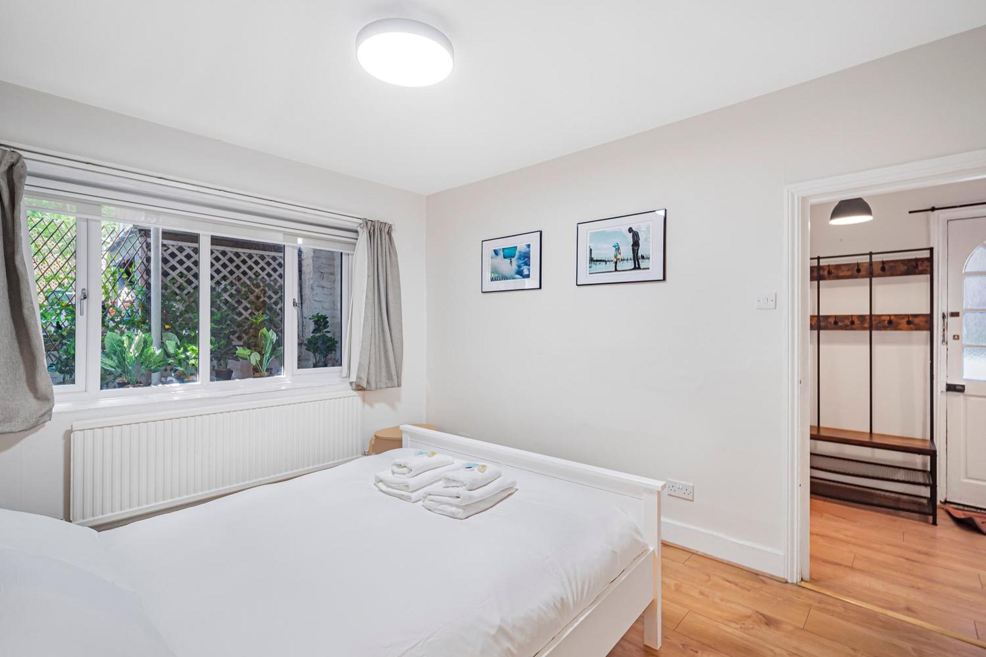 Pass The Keys Private Garden By Tulse Hill Station Apartment *