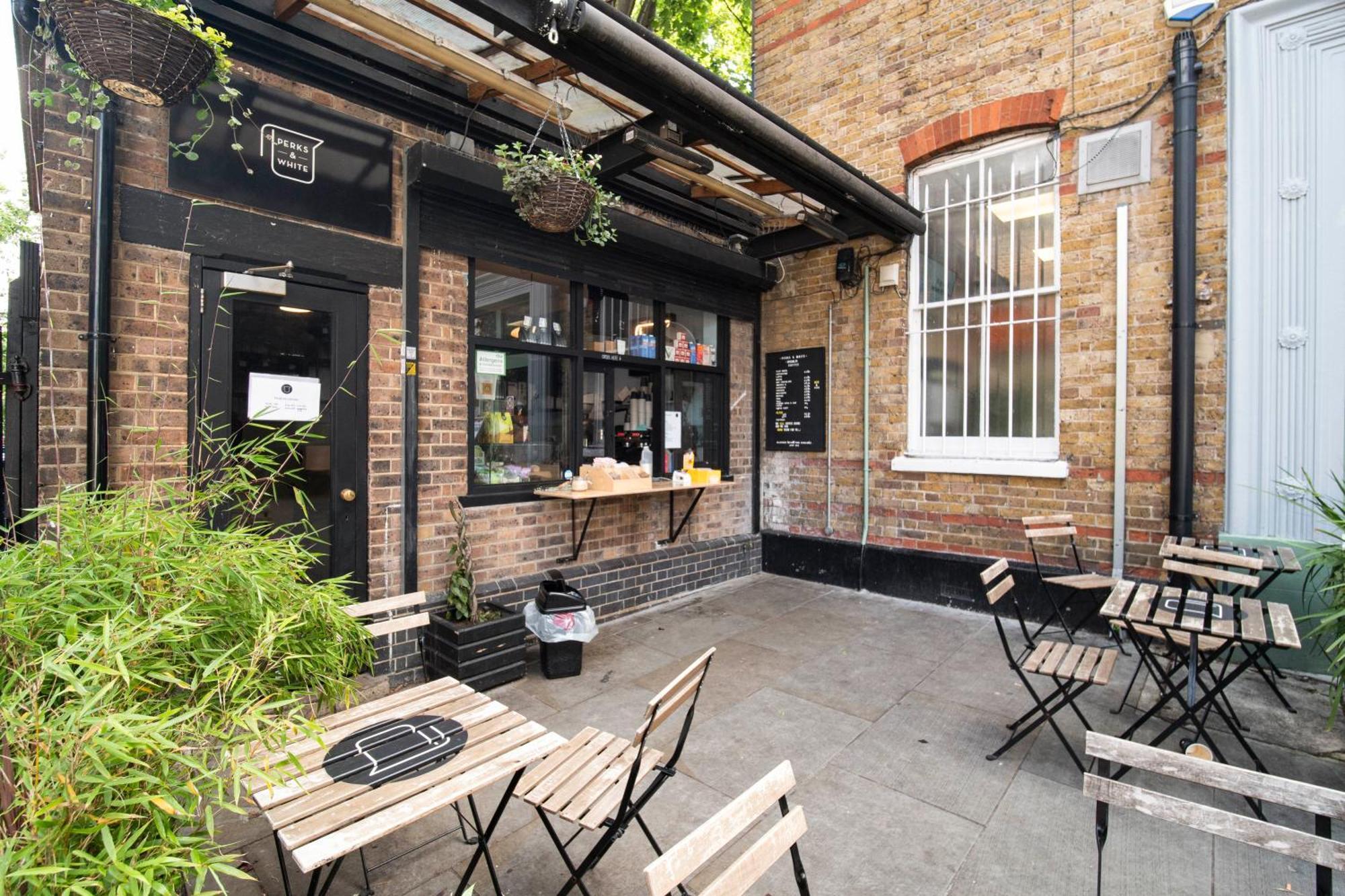 Pass The Keys Private Garden By Tulse Hill Station Appartement Londen