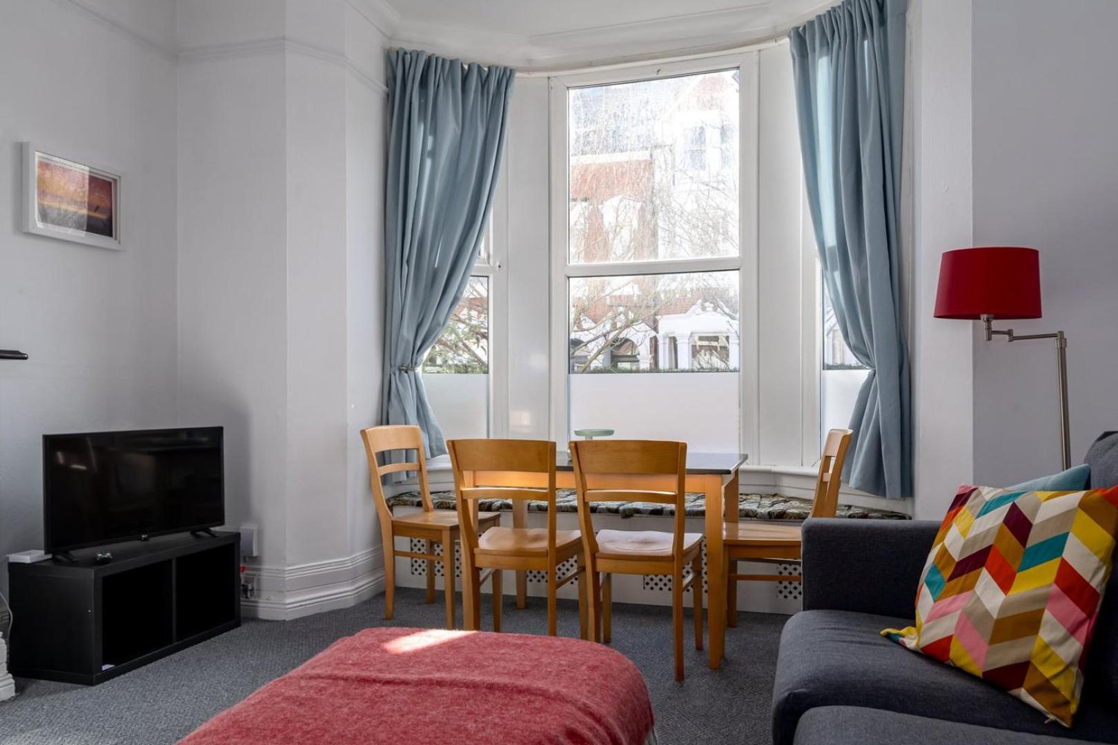 Vakantiehuis Guestready - Soberbo Moderno Com Jardim Em Kilburn *