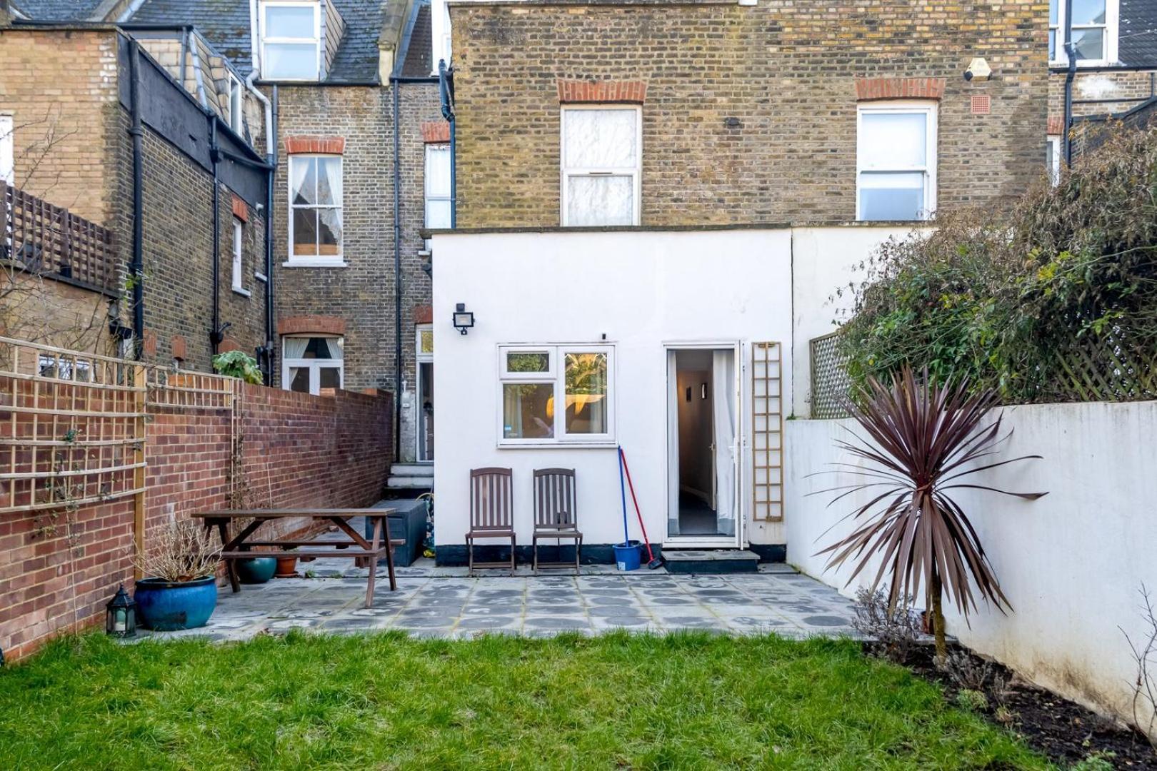 Guestready - Soberbo Moderno Com Jardim Em Kilburn Londen