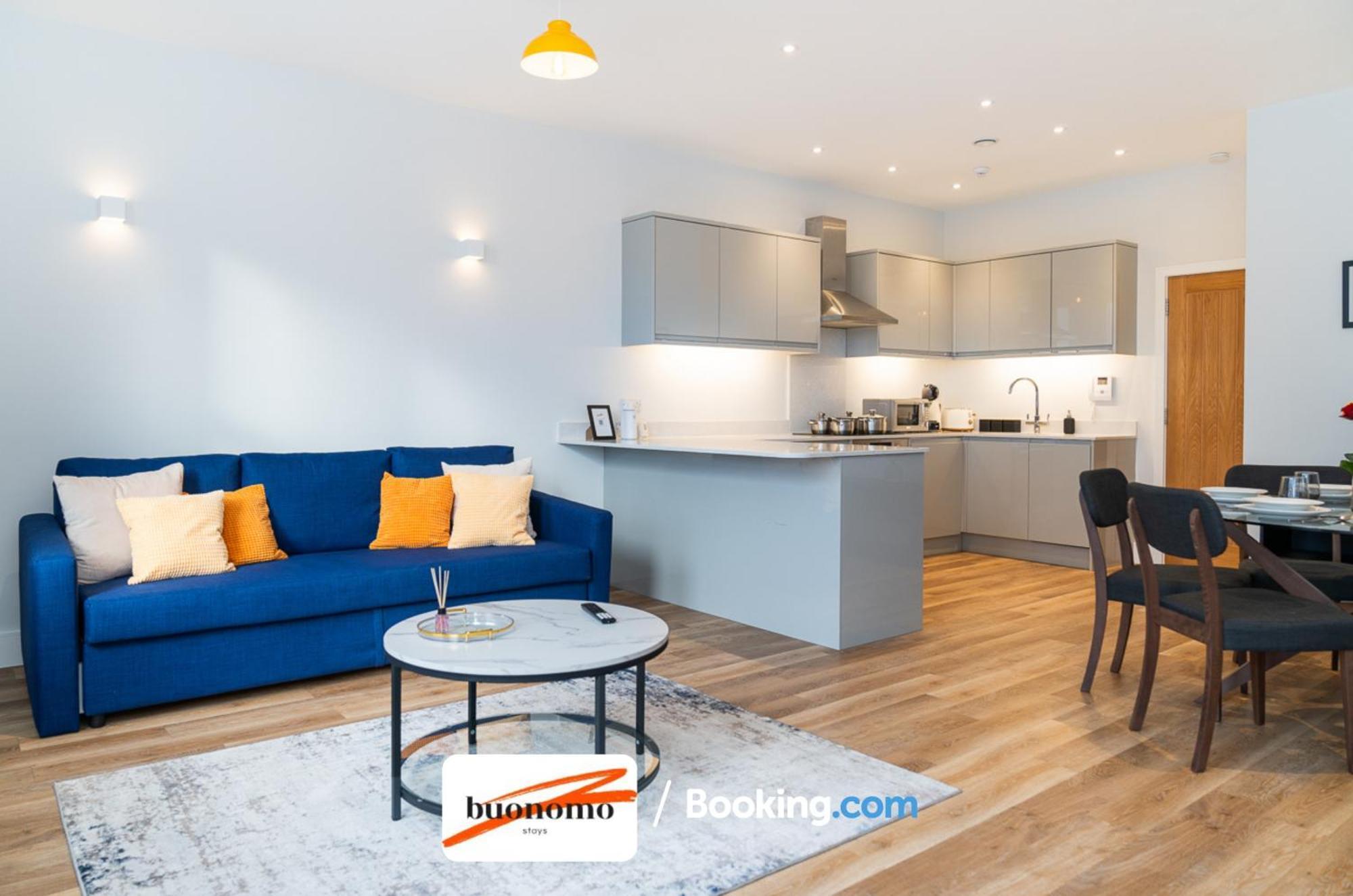 Appartement Two Bedroom At Buonomo Short Lets & Serviced Close To Wimbledon Tennis Courts Londen