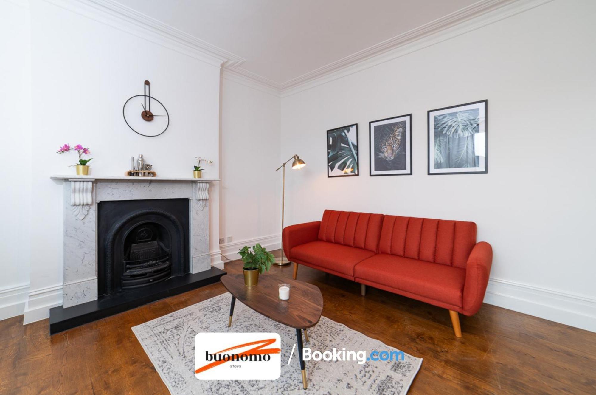 Lägenhet Three Bedroom At Buonomo Short Lets & Serviced Close To Wimbledon Tennis Courts *