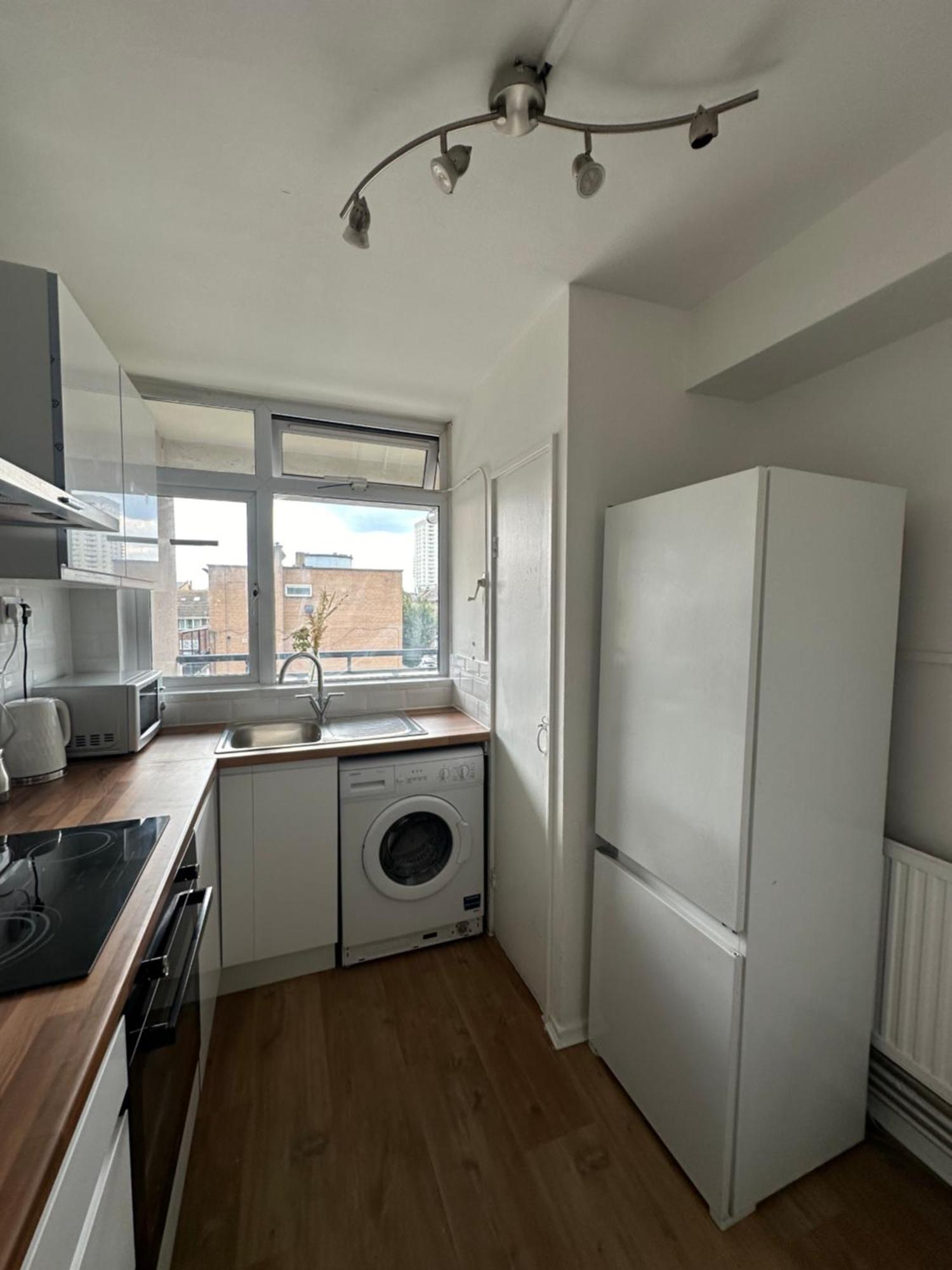 Shared In A Luxury 3 Bedroom Flat In Aldgate, E1!central * London