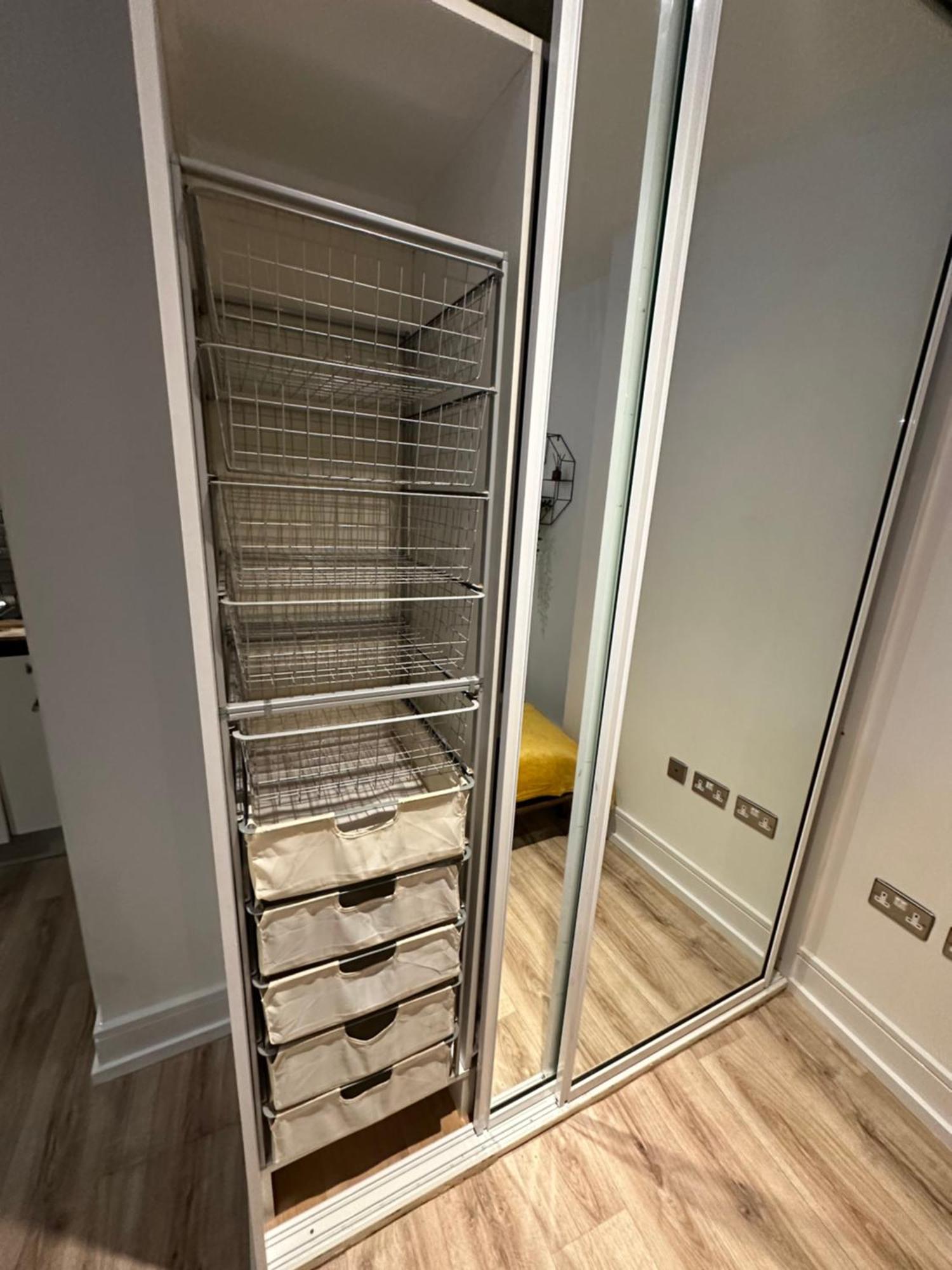 Apartment Cosy High Street 30 Seconds From Station London