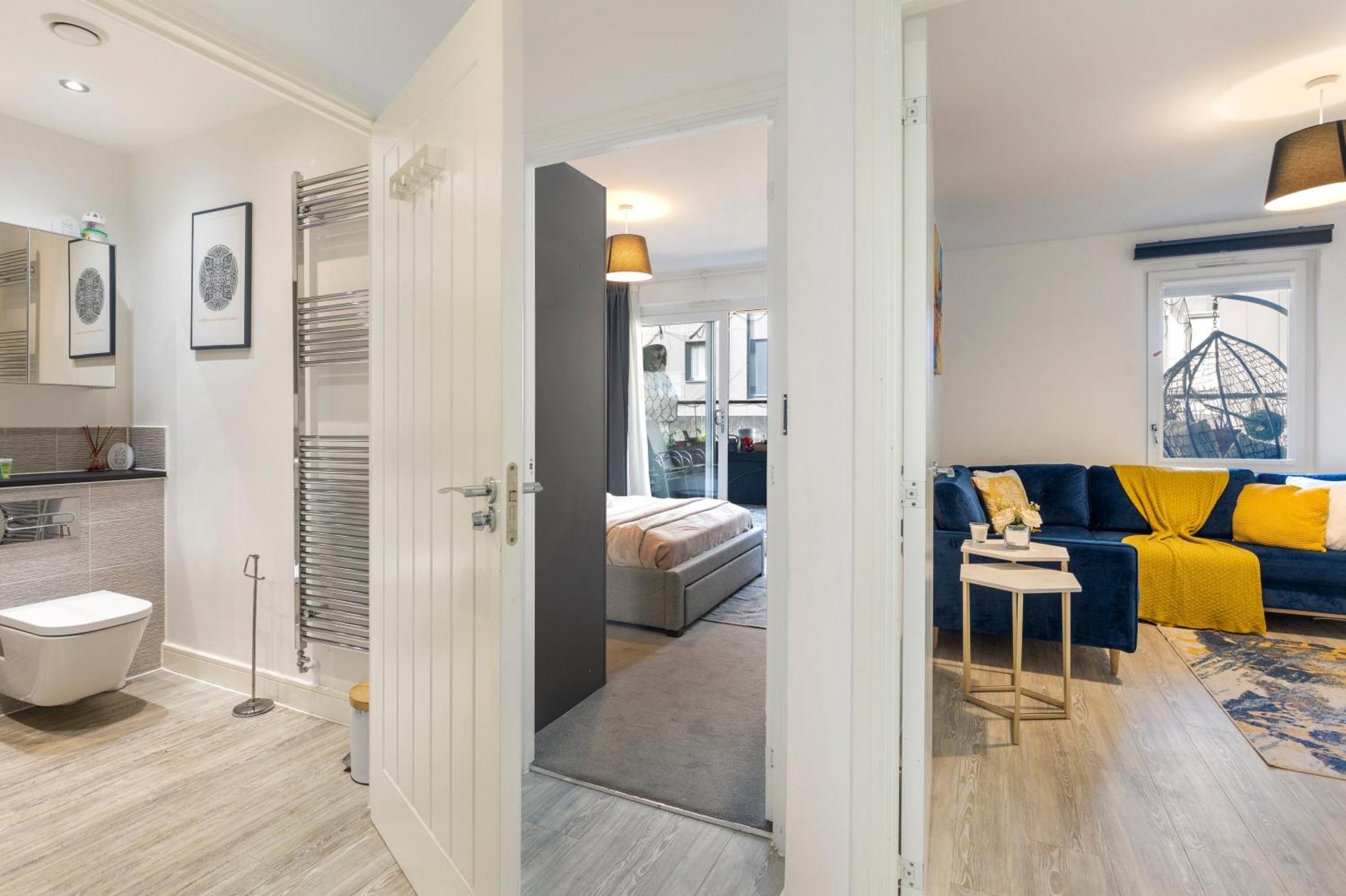 The Pulse Apartment *