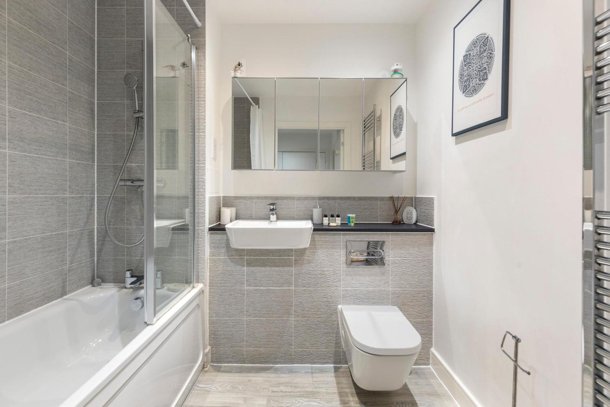 Apartment The Pulse London