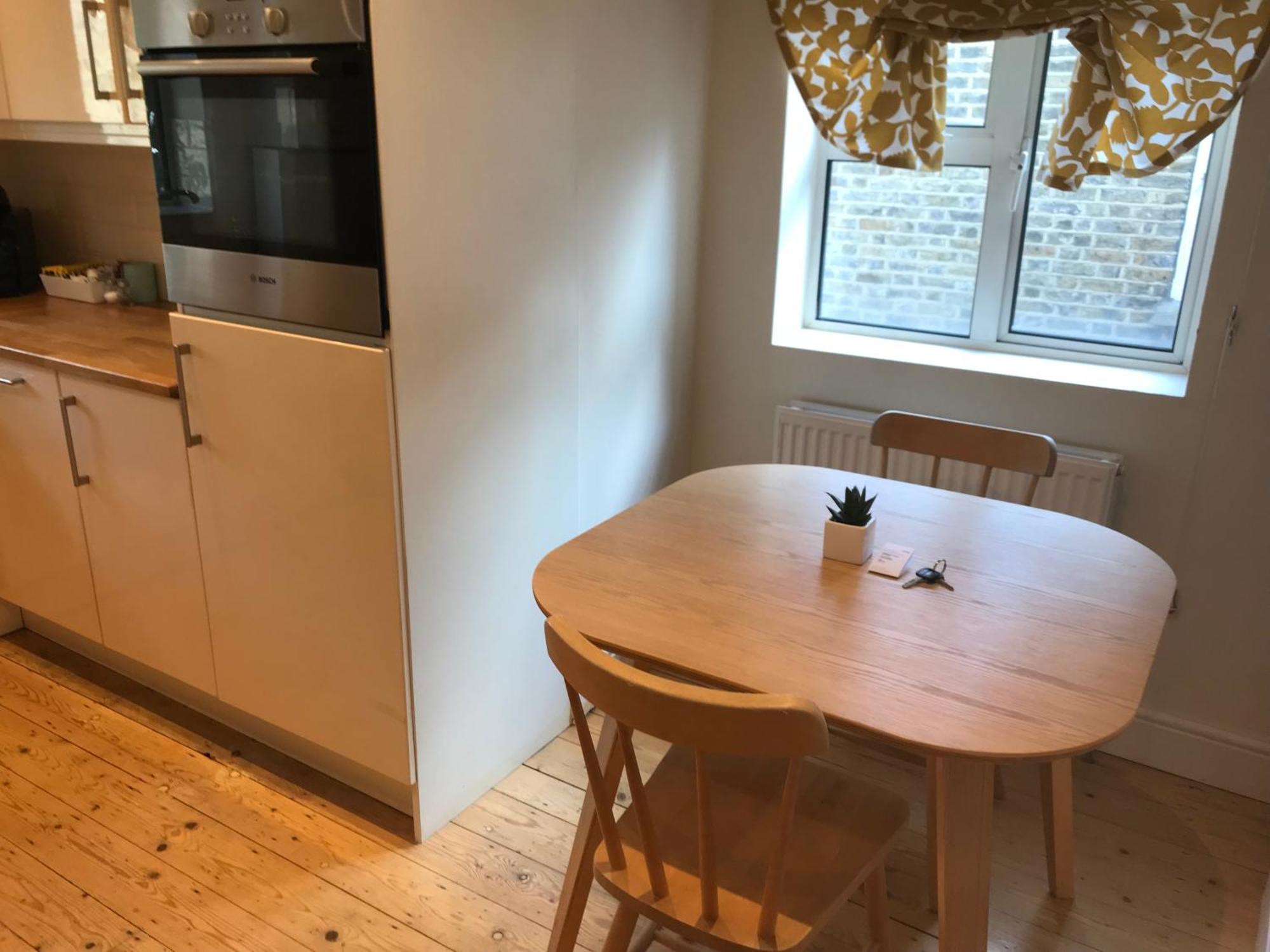 Lägenhet Charming Flat Centrally Located