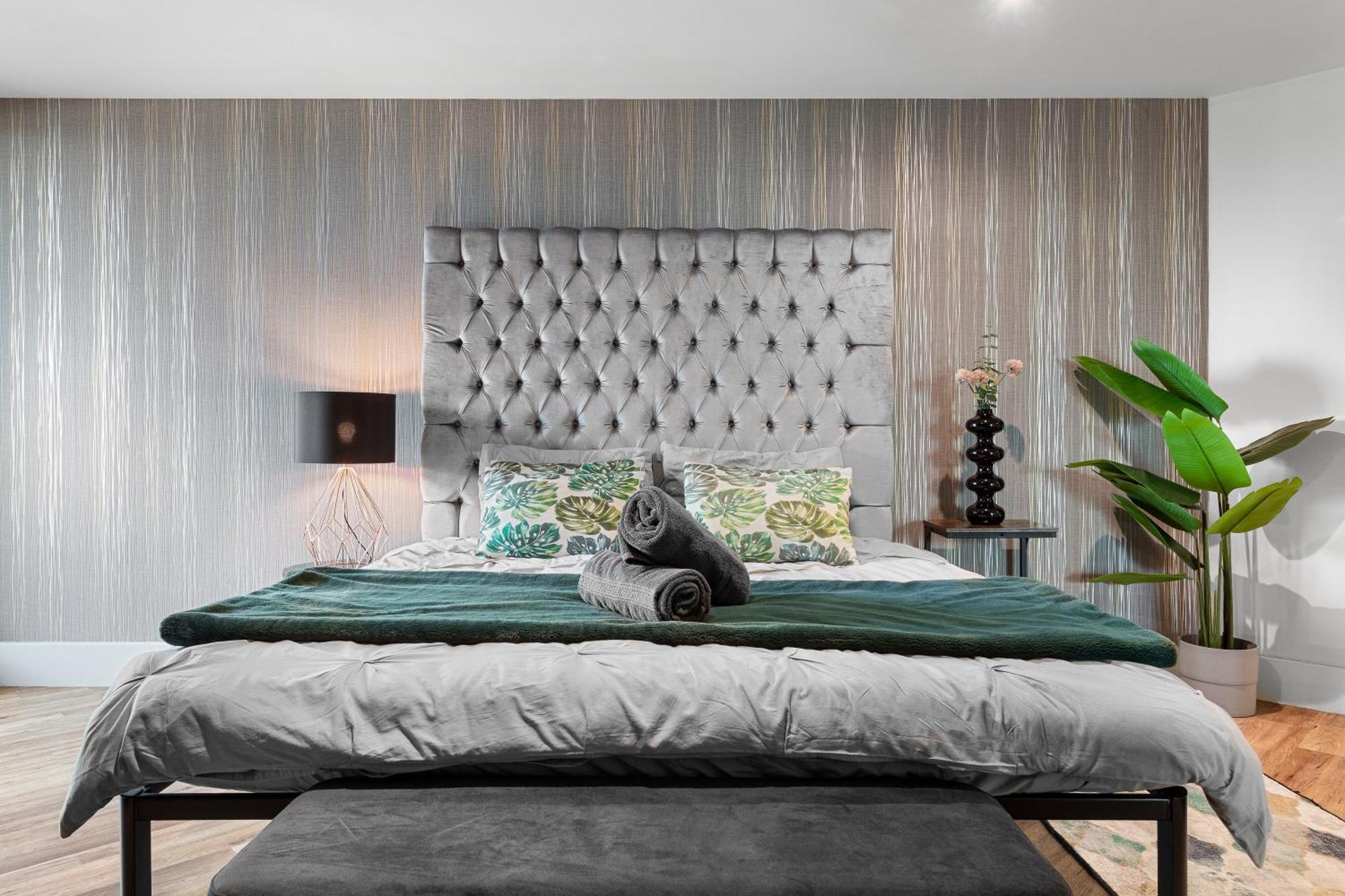 Vauxhall Large 2bedroom With Amazing River View Panoramic Balcony Lägenhet London