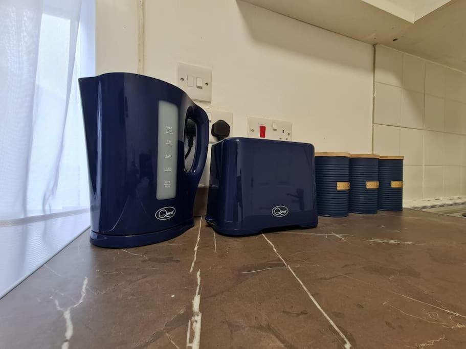 Lägenhet Stylish And Spacious 1 Bedroom Kensal Tube 1a