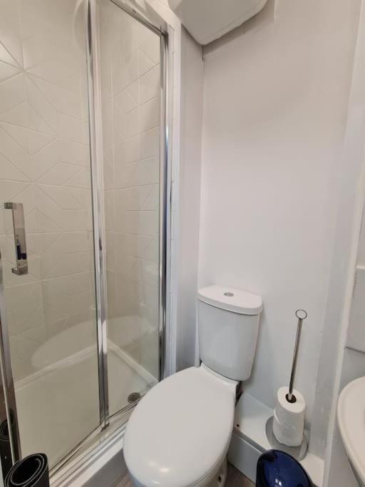 Lägenhet Stylish And Spacious 1 Bedroom Kensal Tube 1a London