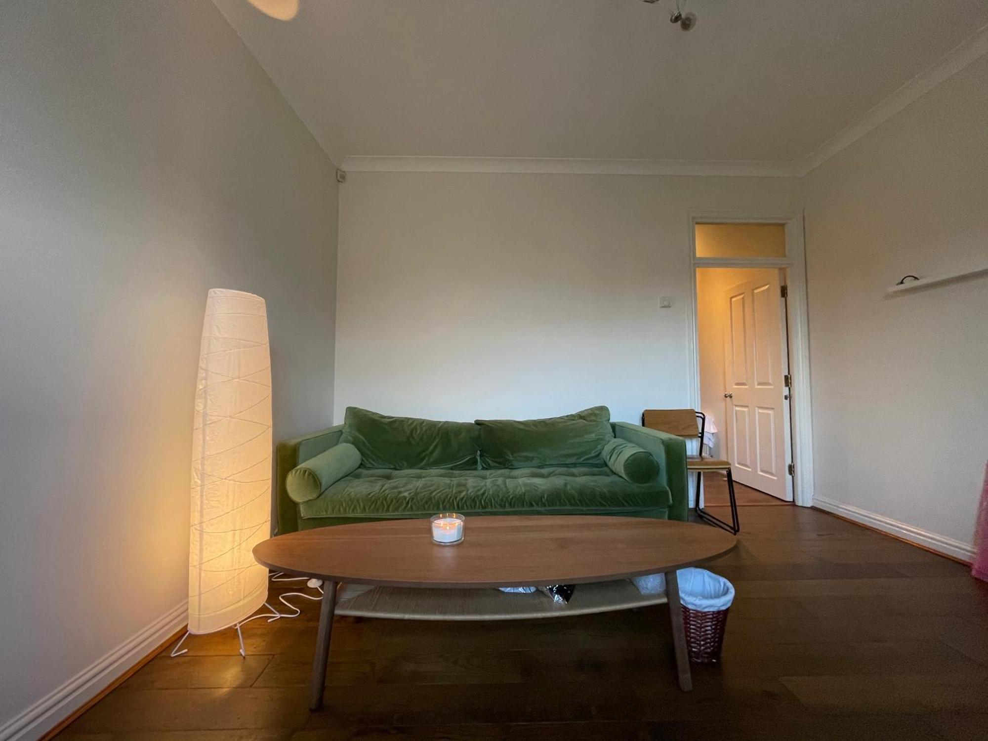 Peaceful 1 Bedroom Flat Near Highbury And Islington Londra