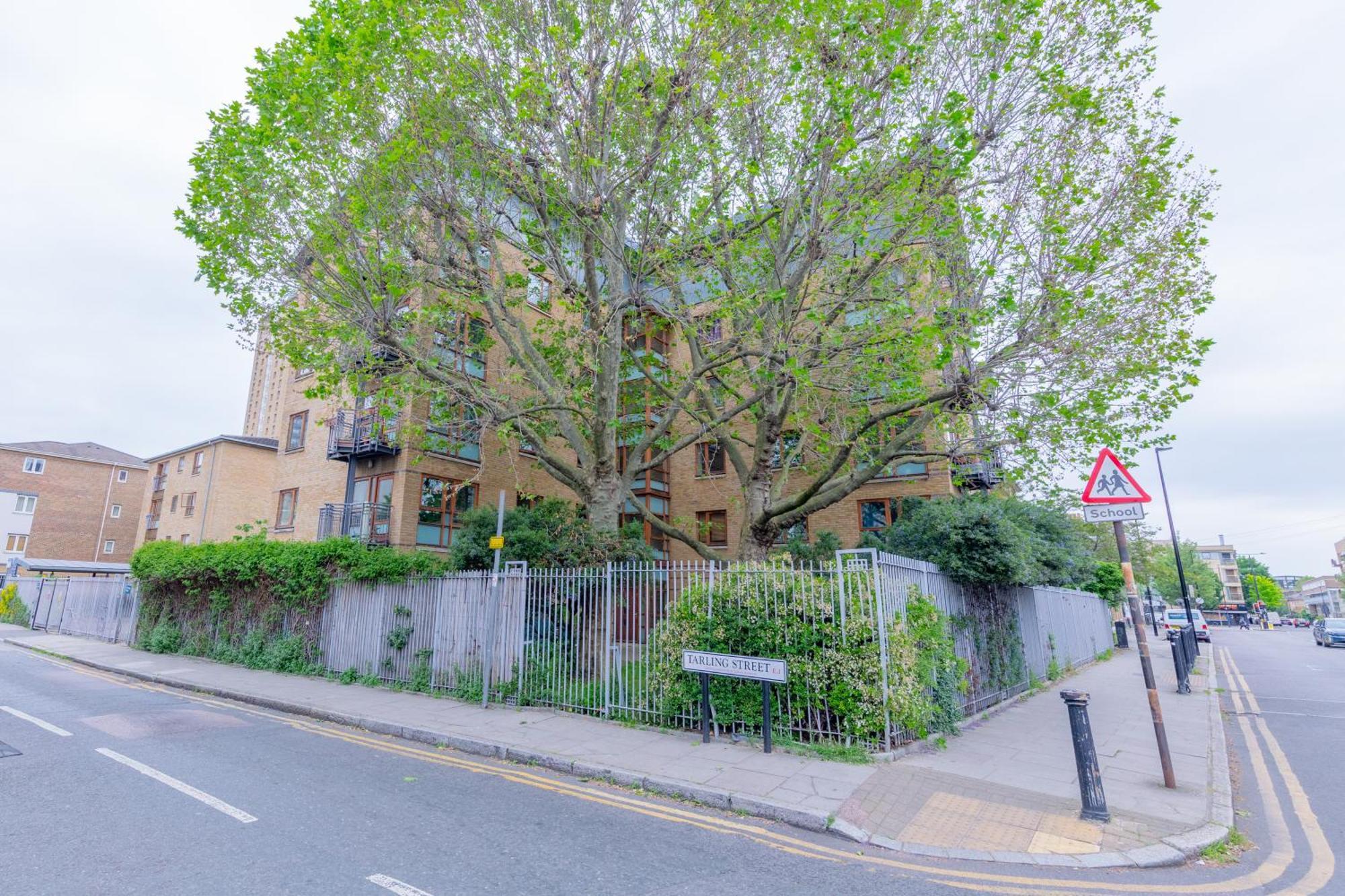Inviting & Spacious 3bd Flat - Shadwell Lejlighed London