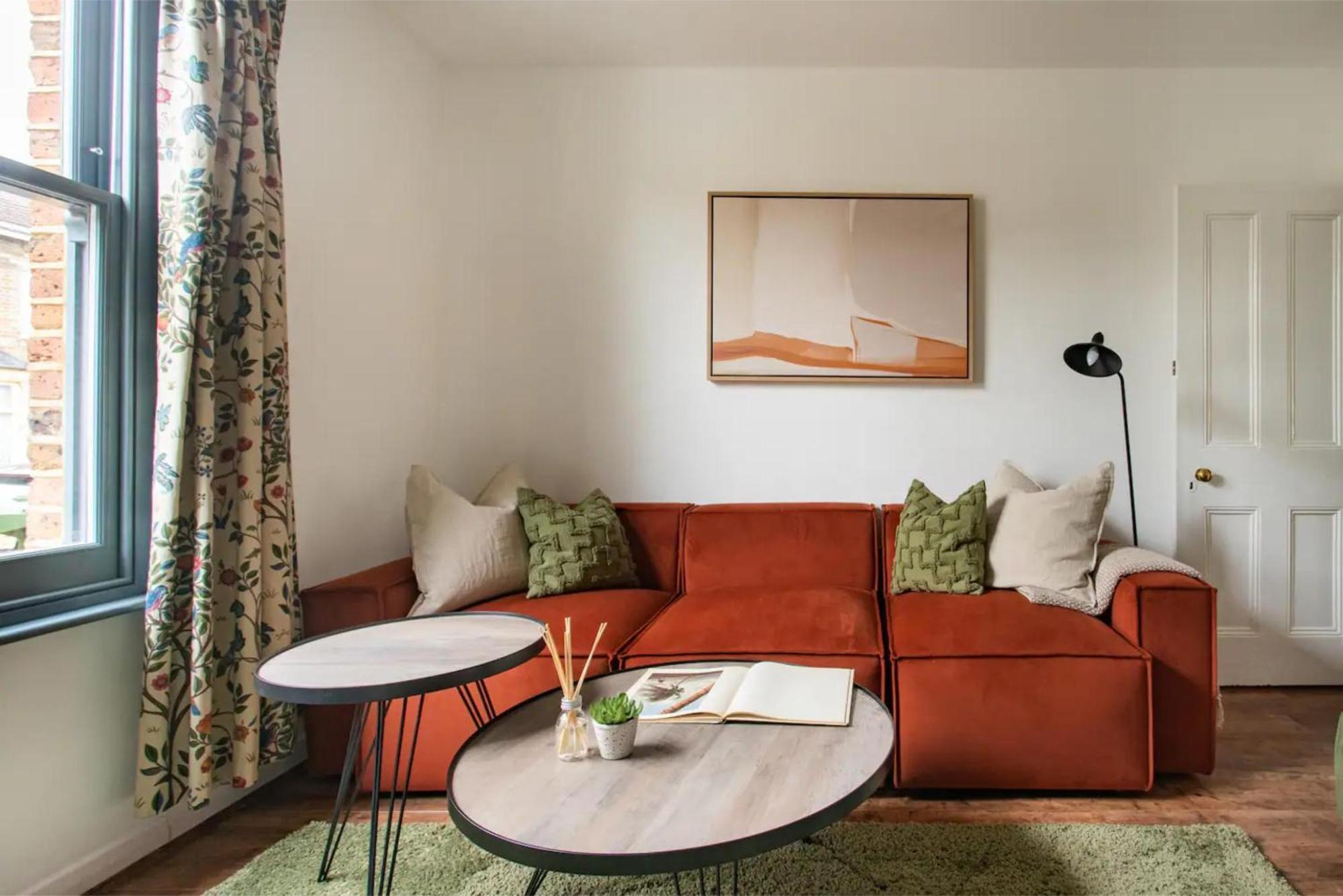 Apartment Poet's Corner - Charming Victorian London