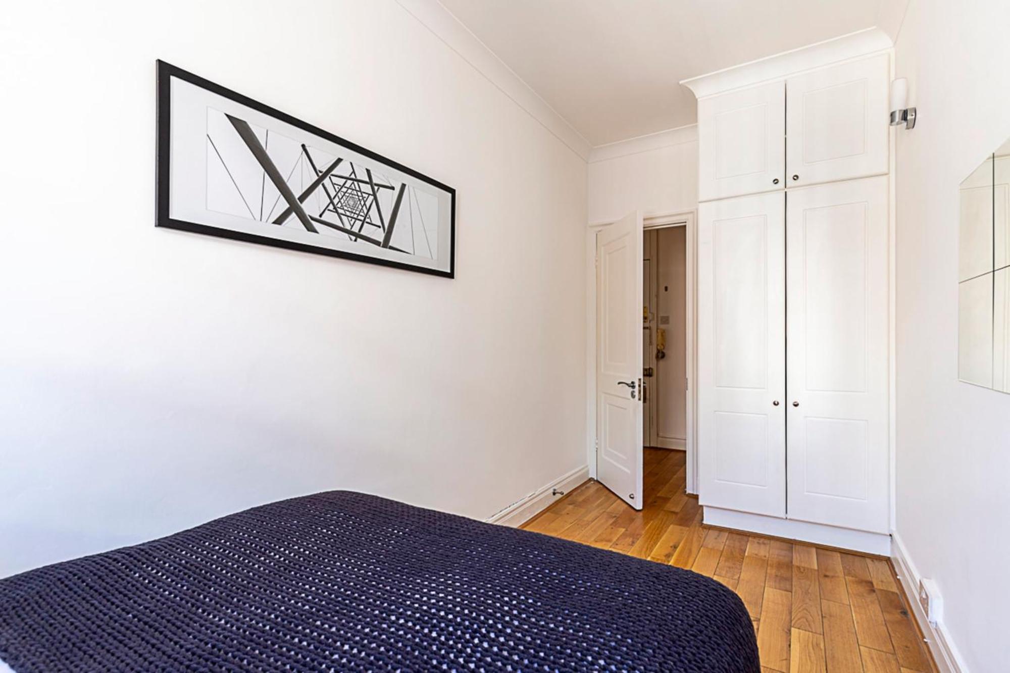 Apartment Modern 2 Bedroom Flat Near Queensway London