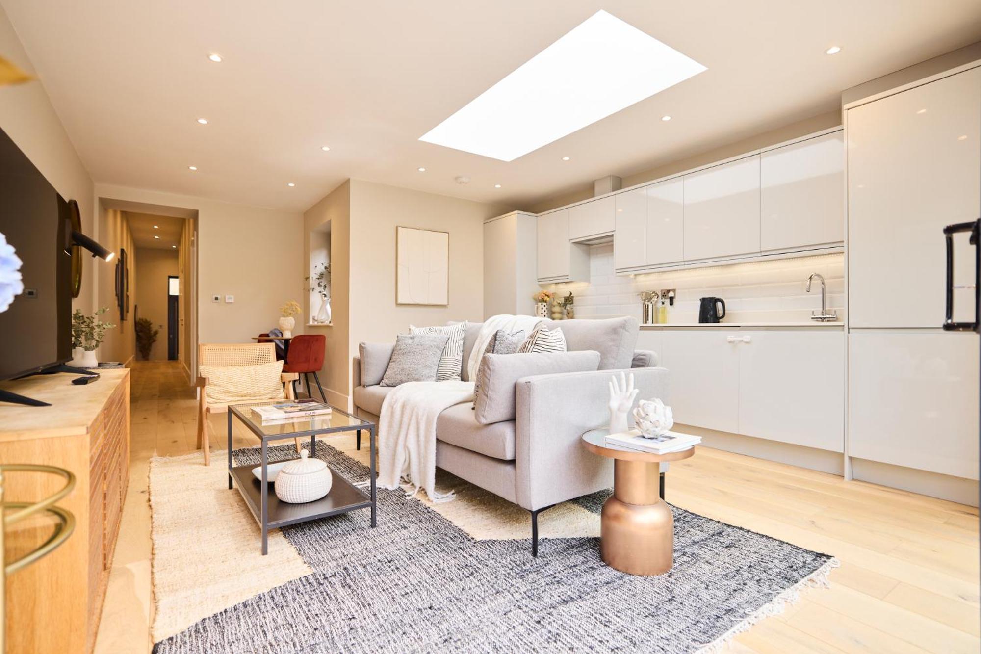 Lägenhet The Brixton Hill Place - Exquisite 2bdr Flat With Terrace London