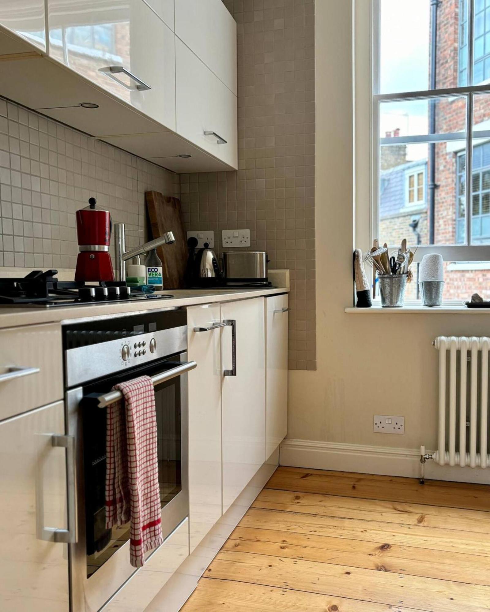 Apartment Trendy 1bd Flat On Historic Street Farringdon