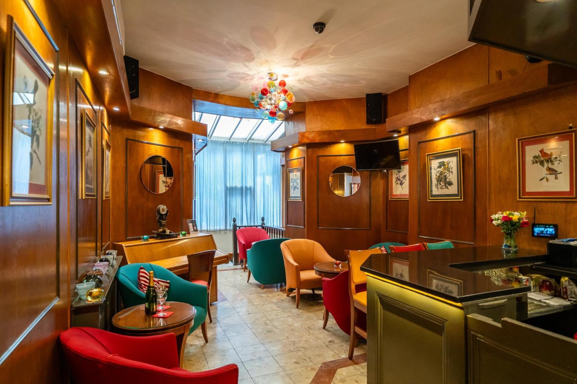 La Place Hotel 4*