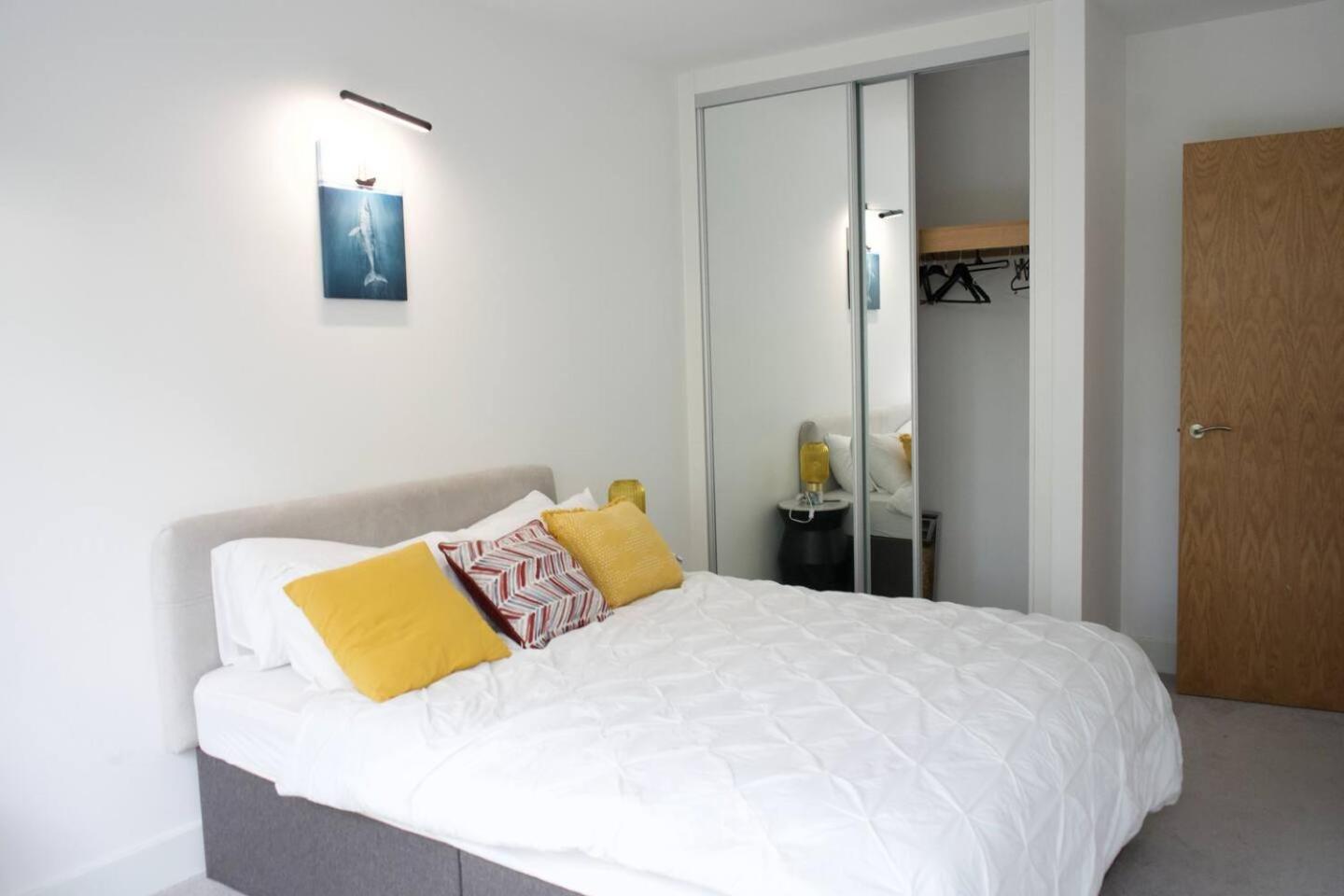 Lägenhet Luxury Royal Wharf London