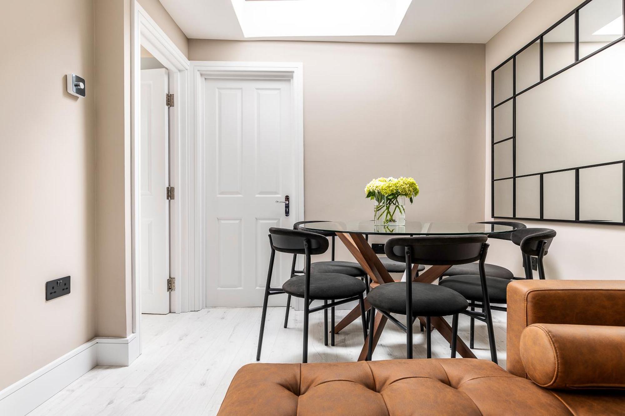 Appartement Luxurious 3 Bed Flat With Patio And Garden *