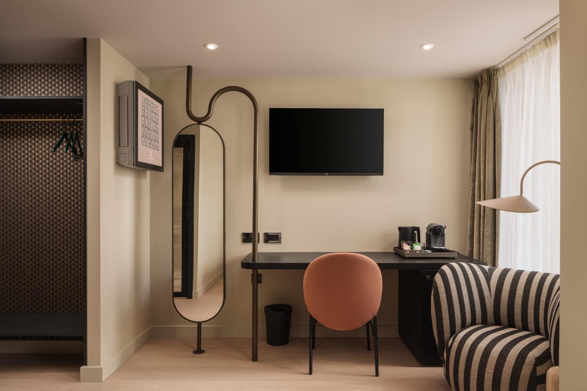 Central Park Hotel