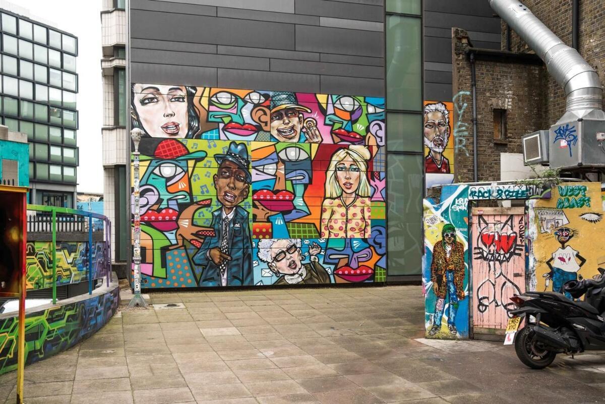 Huge Penthouse Retreat Next To Old Street Station Apartment *