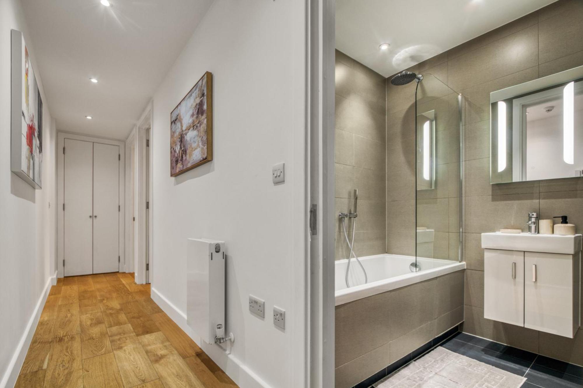 A Vibrant 2 Bed & 2 Bath In Old Street Zone 1 Leilighet *