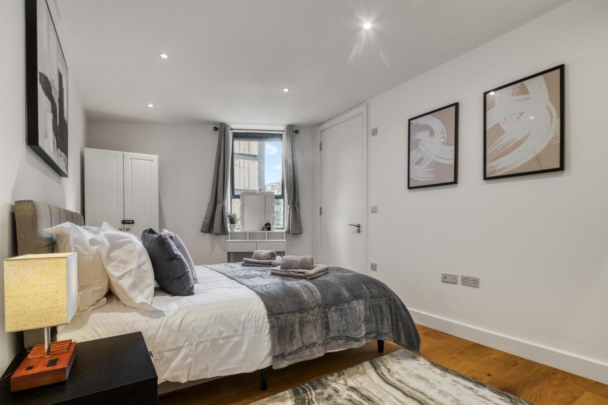 Leilighet A Vibrant 2 Bed & 2 Bath In Old Street Zone 1