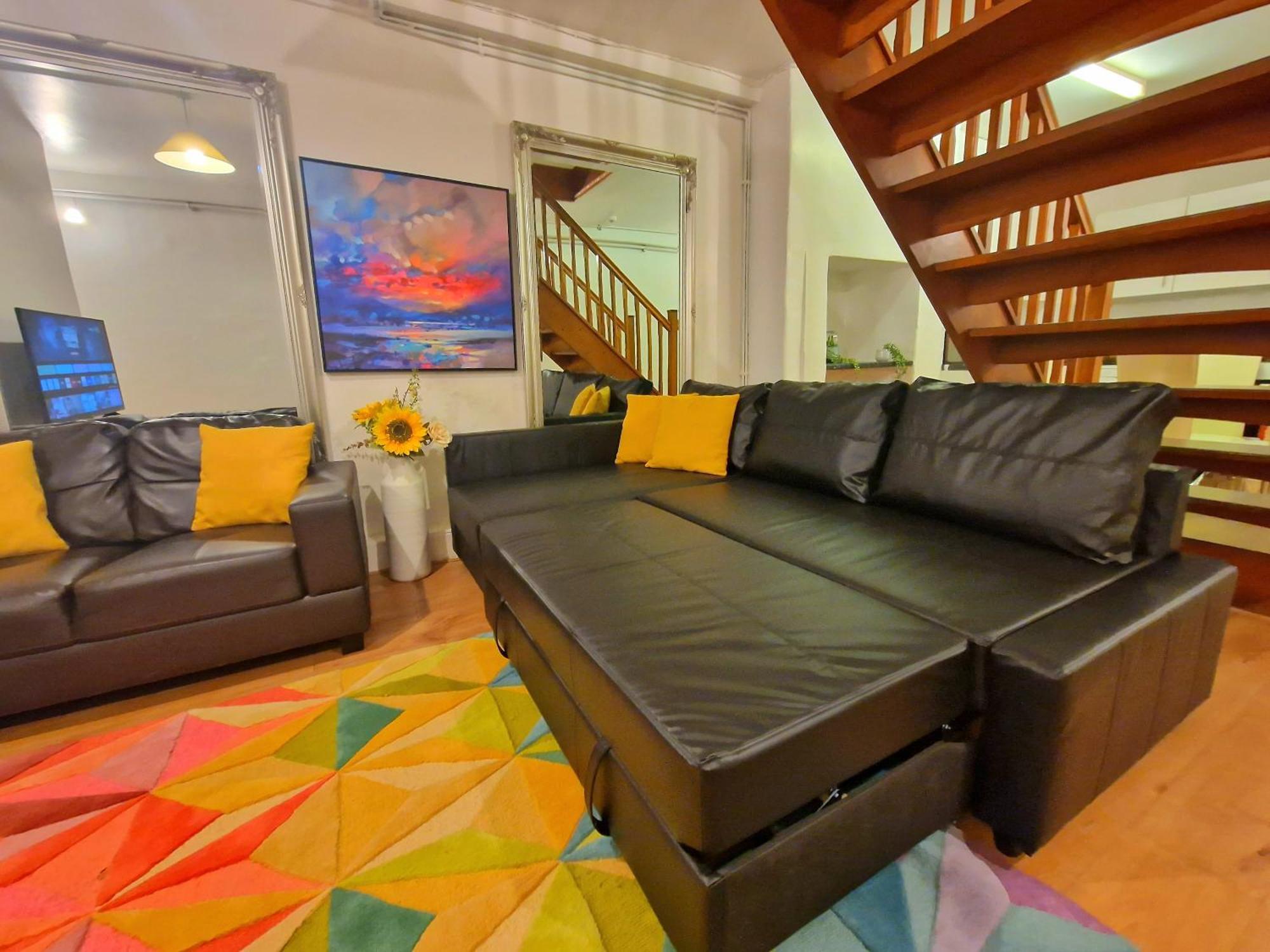 Duplex With 3 Bedrooms And Large Sofa-bed Back Patio, Near Angel And King's Cross Station Appartement Londres
