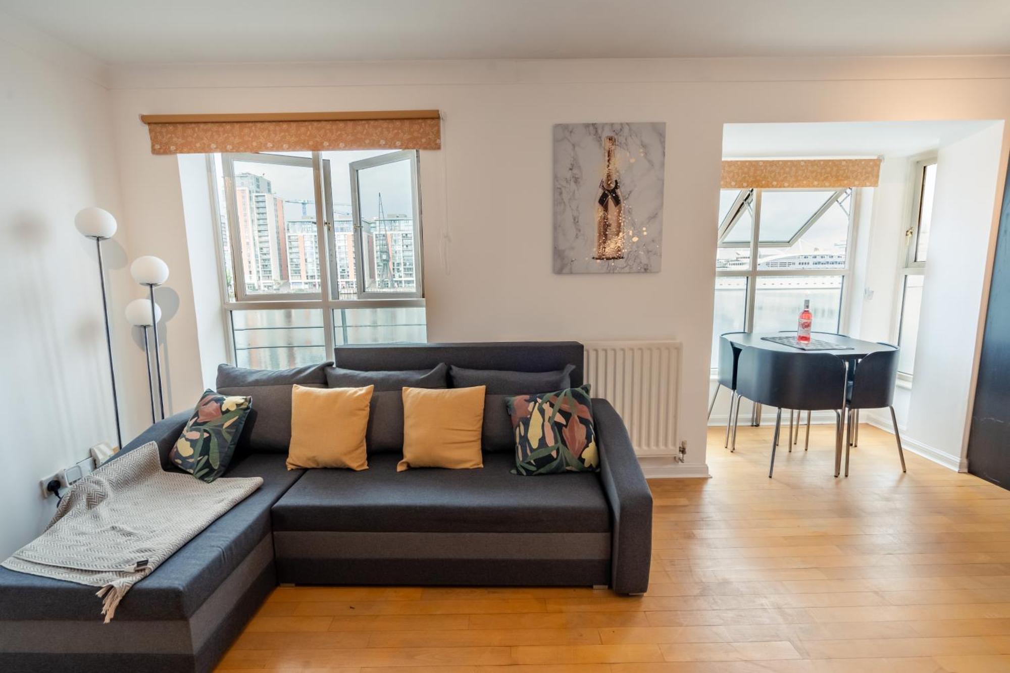 Excel Riverview Luxury -sleep 6- Free Parking- Playstation 4 Lejlighed *
