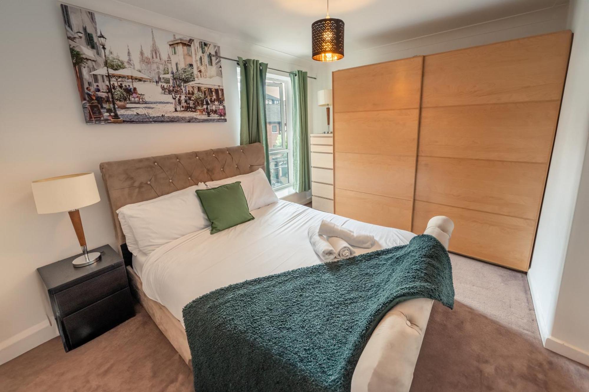 Apartment Excel Riverview Luxury -sleep 6- Free Parking- Playstation 4 *