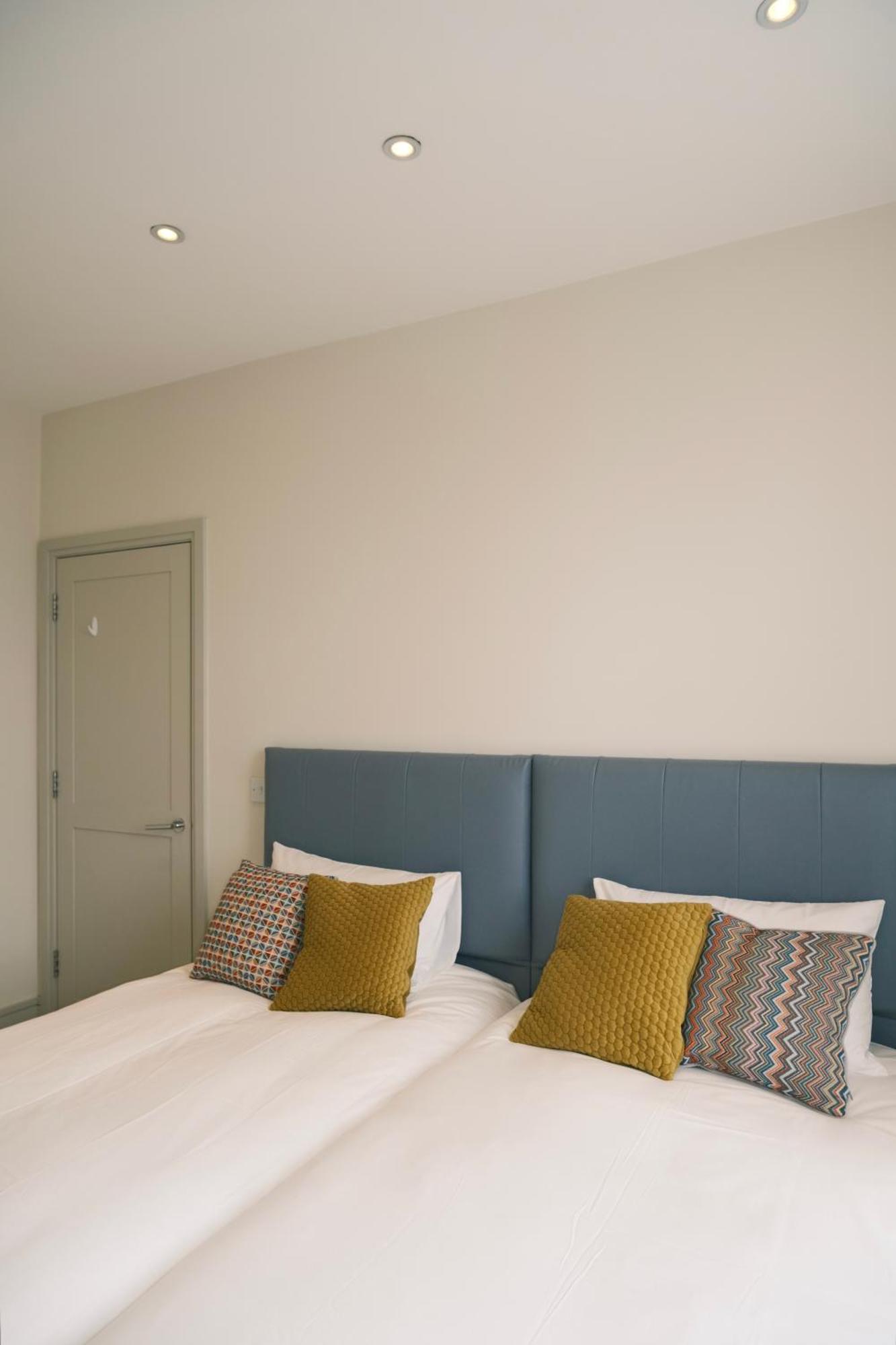 Lägenhet Spacious Duplex Flat West For Families & Groups London