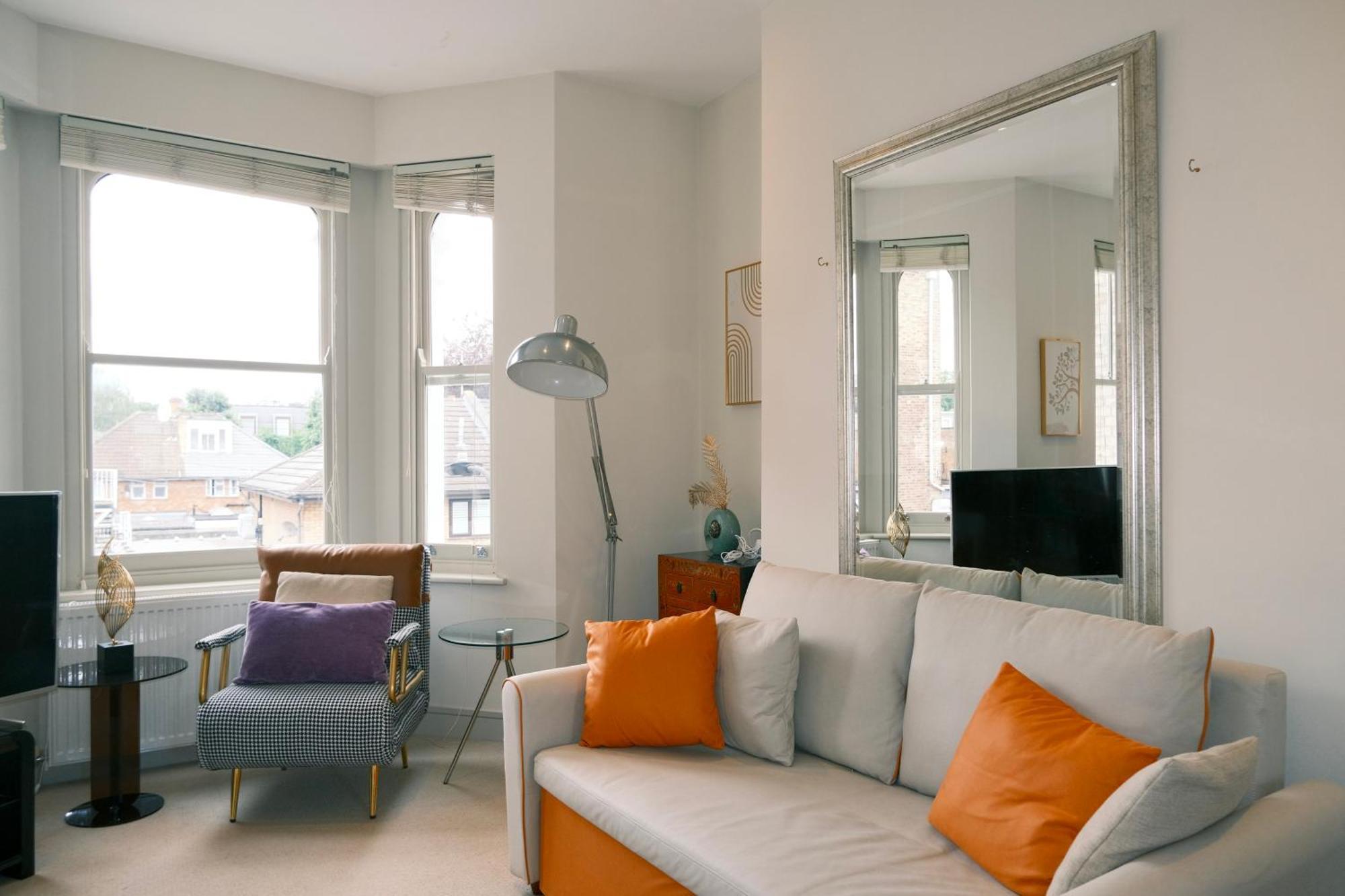 Spacious Duplex Flat West For Families & Groups Lägenhet London